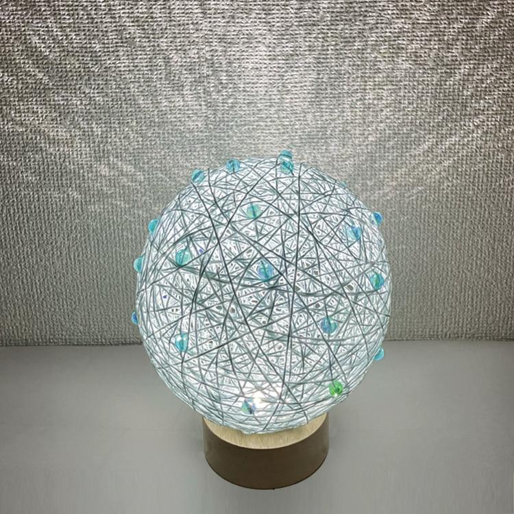 環灯(たまきとう）orb yarn lamp ／ 白藍(しろあい)：Pale Azure Cocoon | 5枚目